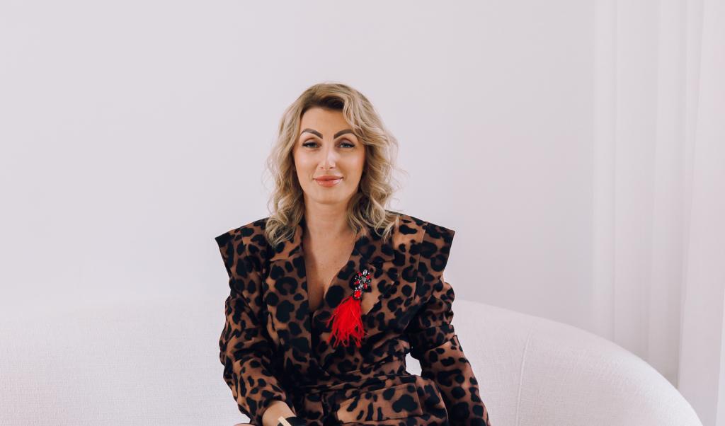 Joanna Staruszkiewicz na blogu Czerwonej Szpilki