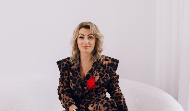Joanna Staruszkiewicz na blogu Czerwonej Szpilki